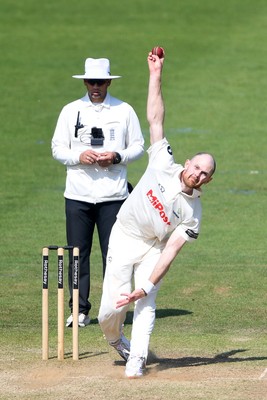180525 - Glamorgan v Northamptonshire - Rothesay County Championship - James Harris of Glamorgan bowling