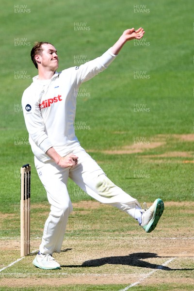 180525 - Glamorgan v Northamptonshire - Rothesay County Championship - Ben Kellaway of Glamorgan bowling