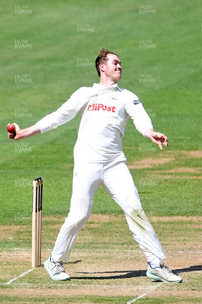 180525 - Glamorgan v Northamptonshire - Rothesay County Championship - Ben Kellaway of Glamorgan bowling