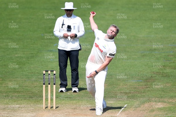 180525 - Glamorgan v Northamptonshire - Rothesay County Championship - Timm Van Der Gugten of Glamorgan bowling