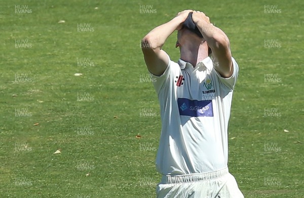 270618 - Glamorgan v Northamptonshire, Specsavers County Championship Div 2 - Nick Selman of Glamorgan shows his frustration after failing to take a catch