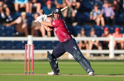 080726 - Glamorgan v Northamptonshire Steelbacks, Vitality Blast Men - Chris Lynn of Northamptonshire Steelbacks