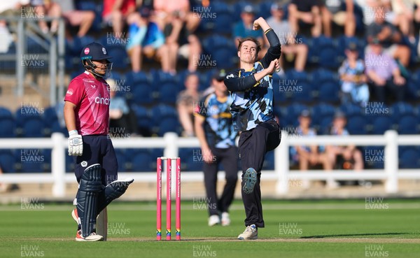 080726 - Glamorgan v Northamptonshire Steelbacks, Vitality Blast Men - Ben Kellaway of Glamorgan bowls