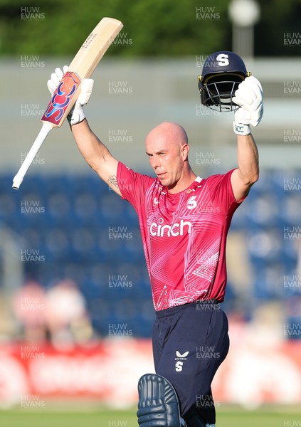 080726 - Glamorgan v Northamptonshire Steelbacks, Vitality Blast Men - Chris Lynn of Northamptonshire Steelbacks makes his 100