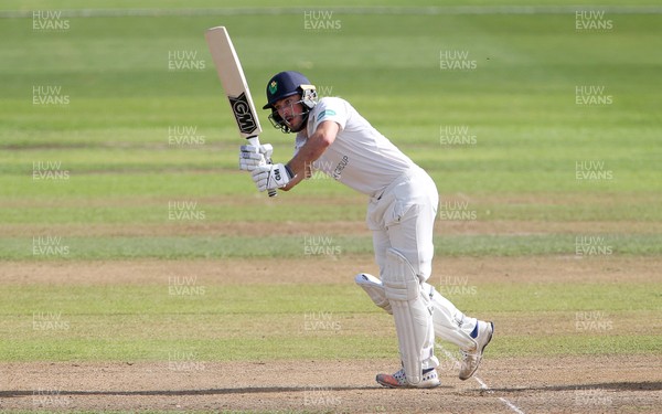 140917 - Glamorgan v Northamptonshire - Specsavers County Championship - Division Two - Andrew Salter of Glamorgan batting