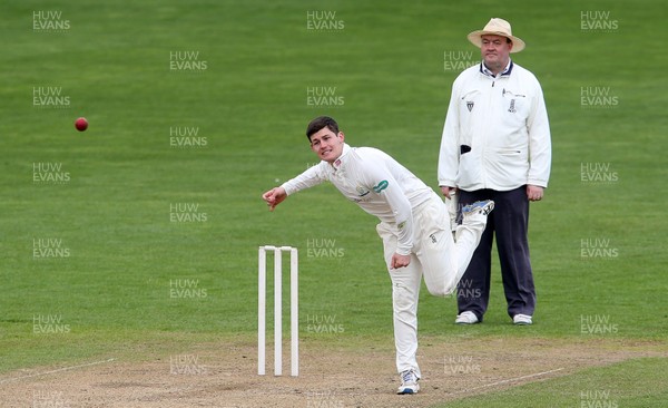 030417 - Glamorgan v Nottinghamshire - Pre Season Friendly - Owen Morgan of Glamorgan bowling