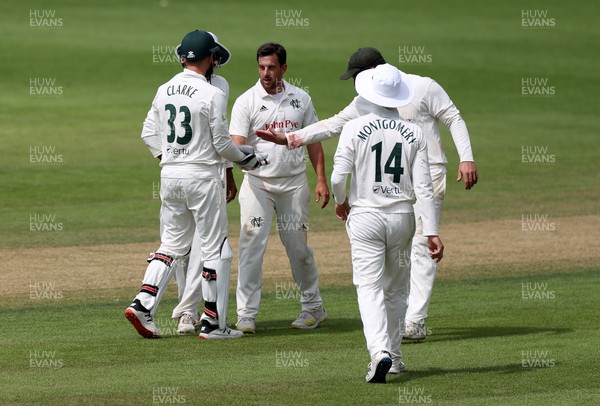 130722 - Glamorgan v Nottinghamshire - LV= County Championship Division Two - Steven Mullaney celebrates with team mates after Kiran Carlson of Glamorgan was caught by Joe Clarke
