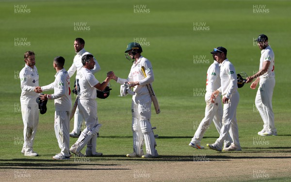 140722 - Glamorgan v Nottinghamshire - LV= County Championship Division Two - Players shake hands as the game ends in a draw