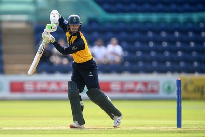 170825 - Glamorgan v Nottinghamshire - Metro Bank One Day Cup - Eddie Byrom of Glamorgan batting