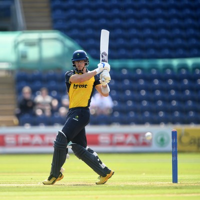 170825 - Glamorgan v Nottinghamshire - Metro Bank One Day Cup - Asa Tribe of Glamorgan batting