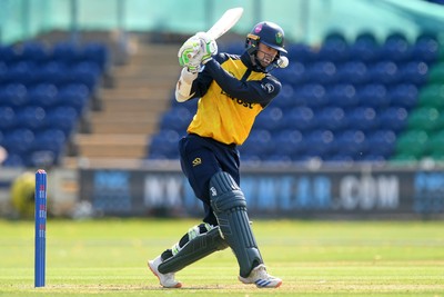 170825 - Glamorgan v Nottinghamshire - Metro Bank One Day Cup - Eddie Byrom of Glamorgan batting