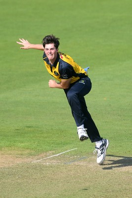 170825 - Glamorgan v Nottinghamshire - Metro Bank One Day Cup - Romano Franco of Glamorgan bowling