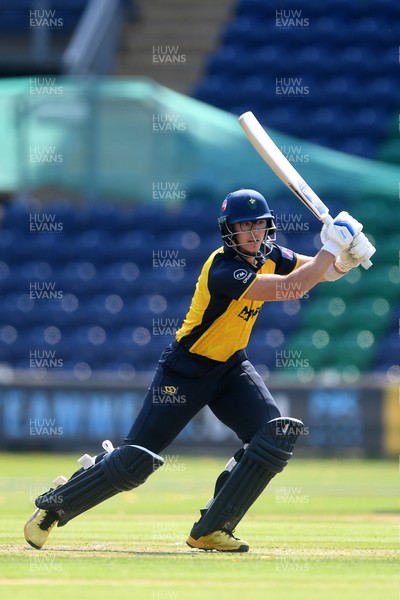 170825 - Glamorgan v Nottinghamshire - Metro Bank One Day Cup - Asa Tribe of Glamorgan batting