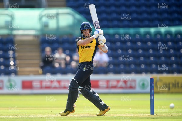 170825 - Glamorgan v Nottinghamshire - Metro Bank One Day Cup - Asa Tribe of Glamorgan batting
