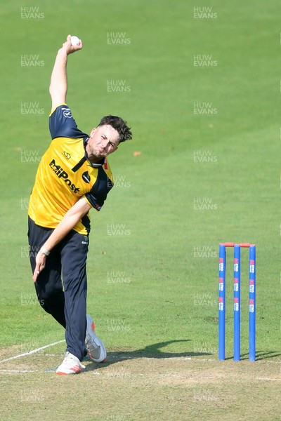 170825 - Glamorgan v Nottinghamshire - Metro Bank One Day Cup - Ned Leonard of Glamorgan bowling