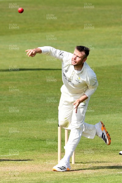 080526 - Glamorgan v Somerset - Rothesay County Championship - Mason Crane of Glamorgan bowling