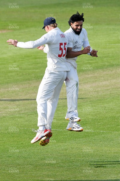 080526 - Glamorgan v Somerset - Rothesay County Championship -  Asa Tribe of Glamorgan celebrates with Zain Ul Hassan after catching the ball to dismiss Lewis Gregory of Somerset