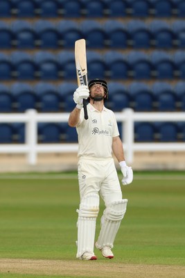 110526 - Glamorgan v Somerset, Rothesay County Championship Division 1, Day 4 of 4 - Sean Dickson of Glamorgan and Ryan Hadley of Glamorgan during their 4th day partnership