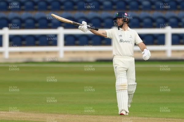 110526 - Glamorgan v Somerset, Rothesay County Championship Division 1, Day 4 of 4 - Sean Dickson of Glamorgan and Ryan Hadley of Glamorgan during their 4th day partnership