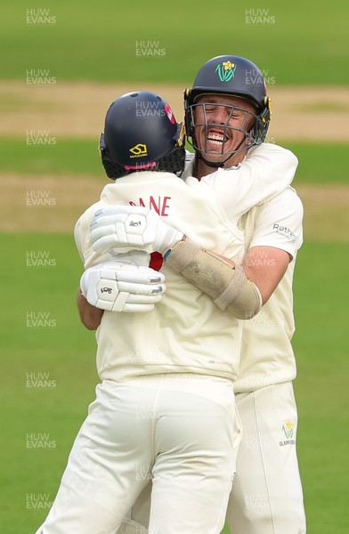 110526 - Glamorgan v Somerset, Rothesay County Championship Division 1, Day 4 of 4 - Mason Crane of Glamorgan and Ryan Hadley of Glamorgan celebrate as they secure the runs to beat Somerset