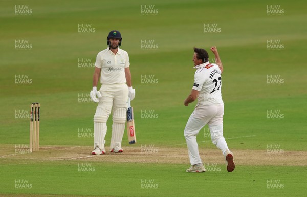 110526 - Glamorgan v Somerset, Rothesay County Championship Division 1, Day 4 of 4 - Migael Pretorius of Somerset celebrates as he takes the wicket of Chris Cooke of Glamorgan