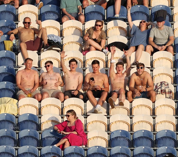 160721 - Glamorgan v Somerset - Vitality Blast - Fans watch the game in the sunshine