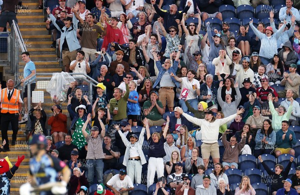 290526 - Glamorgan v Somerset - Vitality Blast - Fans celebrate as Glamorgan win the game
