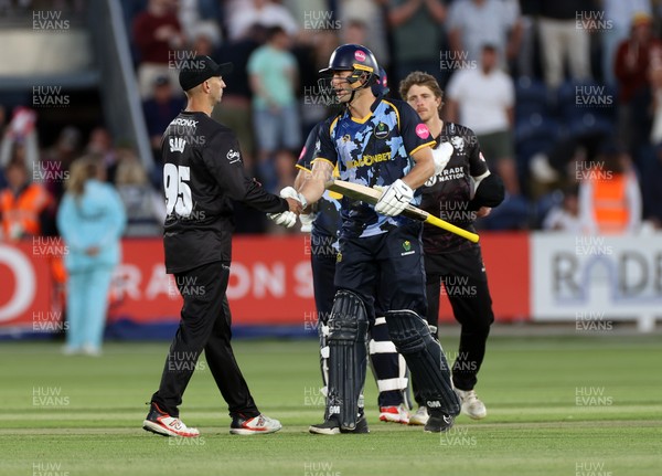 290526 - Glamorgan v Somerset - Vitality Blast - Henry Hurle shakes hands with Daniel Sams