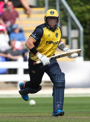 110819 - Glamorgan v Surrey, Vitality Blast - Dan Douthwaite of Glamorgan plays a shot