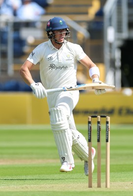 190626 - Glamorgan v Surrey, Rothesay County Championship Division 1- Asa Tribe of Glamorgan in action
