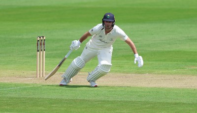 190626 - Glamorgan v Surrey, Rothesay County Championship Division 1- Chris Cooke of Glamorgan adds runs to the Glamorgan total