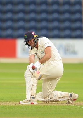 190626 - Glamorgan v Surrey, Rothesay County Championship Division 1- Chris Cooke of Glamorgan scores the run to take him to his century
