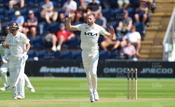 190626 - Glamorgan v Surrey, Rothesay County Championship Division 1- Gus Atkinson of Surrey bowls against Glamorgan at Sophia Gardens