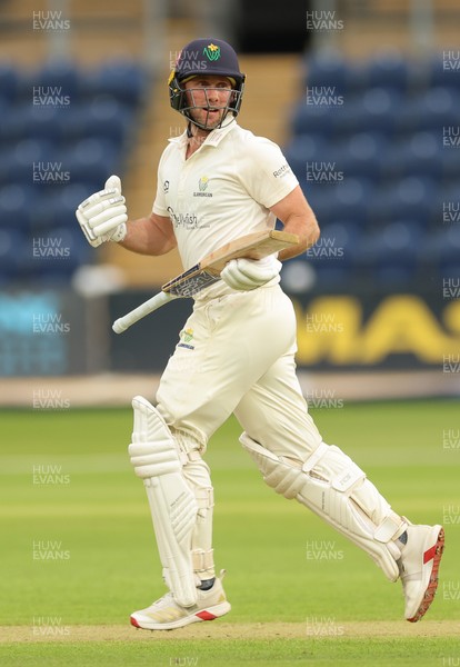 190626 - Glamorgan v Surrey, Rothesay County Championship Division 1- Chris Cooke of Glamorgan scores the run to take him to his century