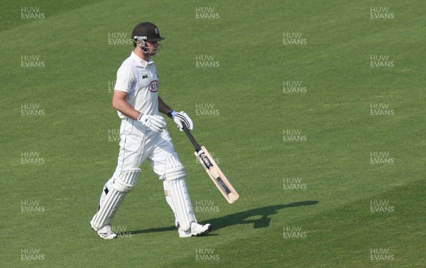 20.04.11 - Glamorgan v Surrey, LV County Championship Div 2 -  Surrey's Tom Maynard makes his return to the Glamorgan wicket after leaving Glamorgan during the winter 