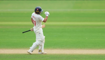 220626 - Glamorgan v Surrey, Rothesay County Championship Division 1- Colin Ingram of Glamorgan celebrates the win over Surrey