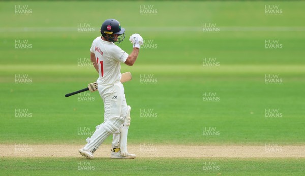 220626 - Glamorgan v Surrey, Rothesay County Championship Division 1- Colin Ingram of Glamorgan celebrates the win over Surrey