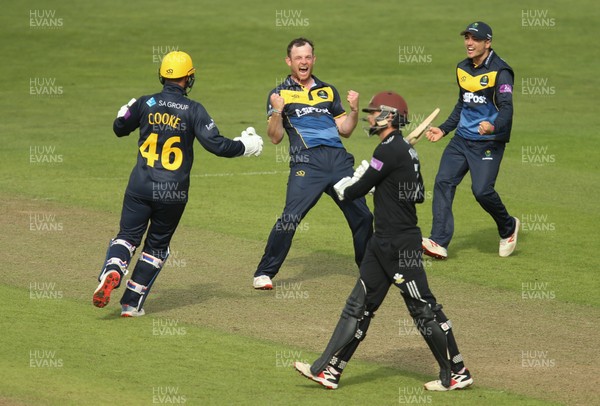 280419 - Glamorgan v Surrey, Royal London One Day Cup - Graham Wagg of Glamorgan celebrates after Ben Foakes of Surrey is caught by Marchant de Lange of Glamorgan