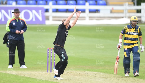 300417 - Glamorgan v Surrey - Royal London One Day Cup - Sam Curran of Surrey appeals for the wicket of Colin Ingram