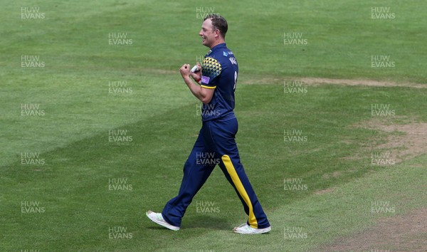 010618 - Glamorgan v Sussex - Royal London One Day Cup - Graham Wagg of Glamorgan celebrates after Jofra Archer is caught by Colin Ingram
