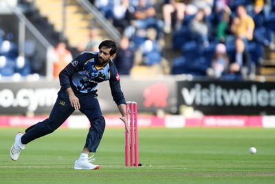 140625 - Glamorgan v Sussex - Vitality Blast - Imad Wasim of Glamorgan bowling