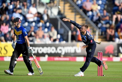 140625 - Glamorgan v Sussex - Vitality Blast - Mason Crane of Glamorgan bowling