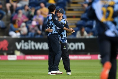 140625 - Glamorgan v Sussex - Vitality Blast - Kiran Carlson of Glamorgan catches the ball to dismiss Daniel Hughes of Sussex