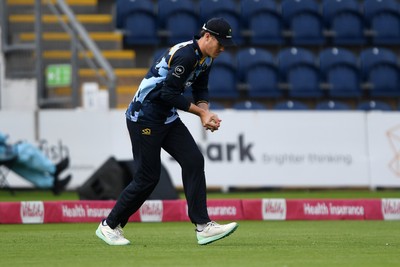 140625 - Glamorgan v Sussex - Vitality Blast - Ben Kellaway of Glamorgan catches the ball to dismiss Nathan McAndrew of Sussex