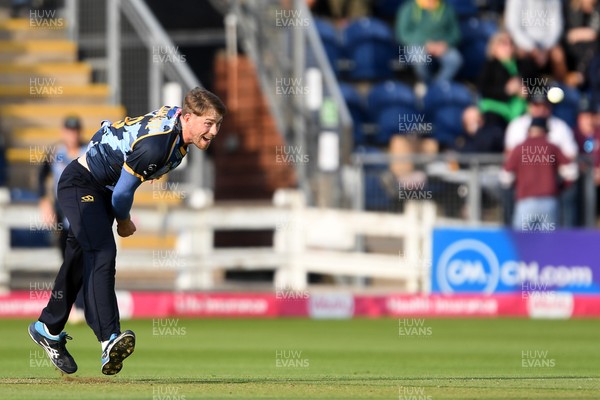 140625 - Glamorgan v Sussex - Vitality Blast - Dan Douthwaite of Glamorgan bowling