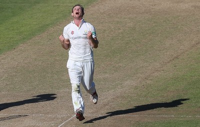 260816 - Glamorgan v Sussex, Specsavers County Championship, Division 2 - Graham Wagg of Glamorgan celebrates after Chris Nash of Sussex is caught out by Mark Wallace of Glamorgan