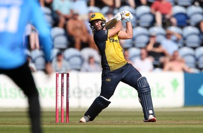 260819 - Glamorgan v Sussex Sharks - Vitality T20 Blast - Chris Cooke of Glamorgan batting