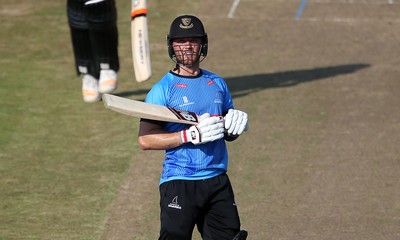 260819 - Glamorgan v Sussex Sharks - Vitality T20 Blast - Laurie Evans of Sussex batting