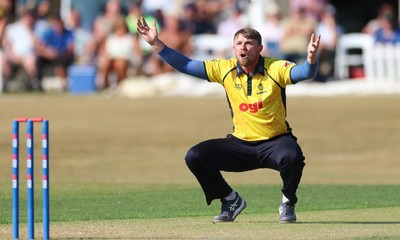220726 - Glamorgan v Sussex Sharks, Metro Bank One Day Cup - Dan Douthwaite of Glamorgan makes an appeal