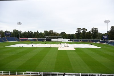 Glamorgan v Warwickshire 080926